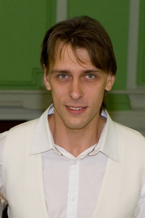 Уставщиков Сергей Сергеевич 